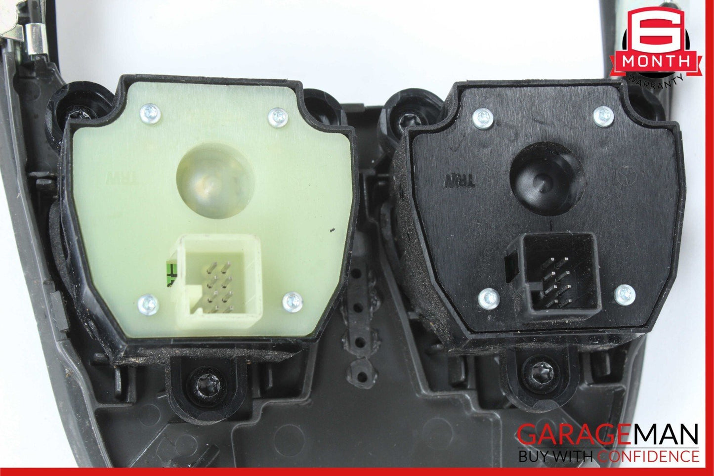 05-08 Mercedes R171 SLK280 SLK350 Center Console Convertible Top Mirror Switch