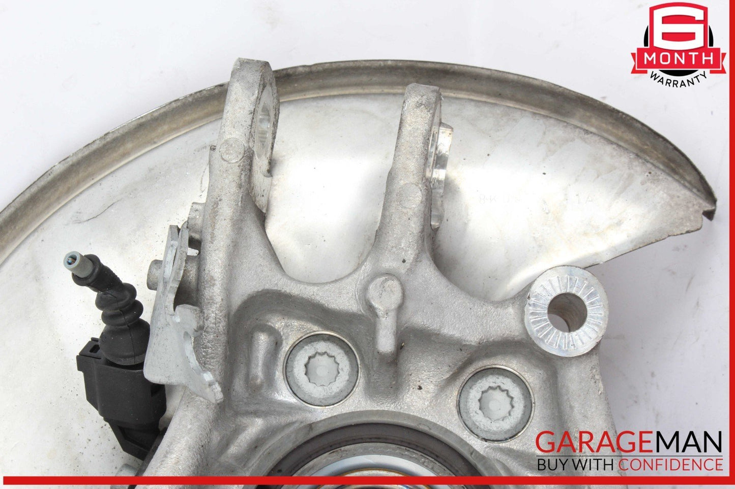 15-24 Porsche Macan Rear Left Driver Side Spindle Knuckle Wheel Hub OEM