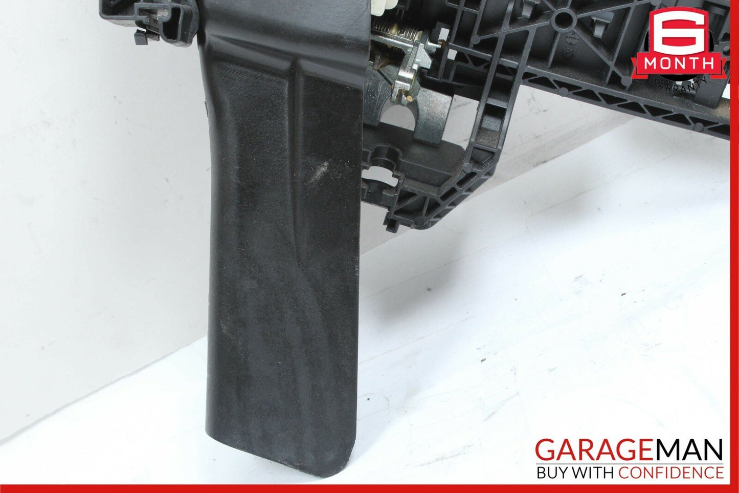 08-14 Mercedes W204 C250 C300 Front Left Side Exterior Door Handle Tenorite Gray