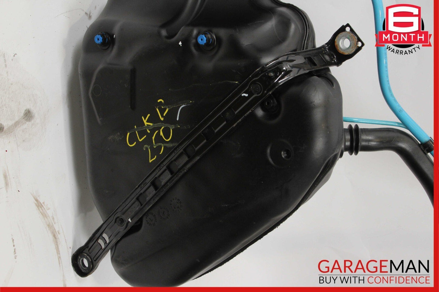13-15 Mercedes X204 GLK250 Diesel Fuel Gas Tank Reservoir Assembly OEM