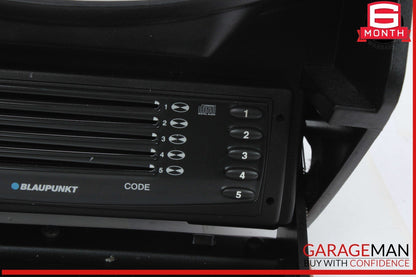 02-08 Maserati Quattroporte M139 CD Changer 5 Disk Player w/ Trim OEM