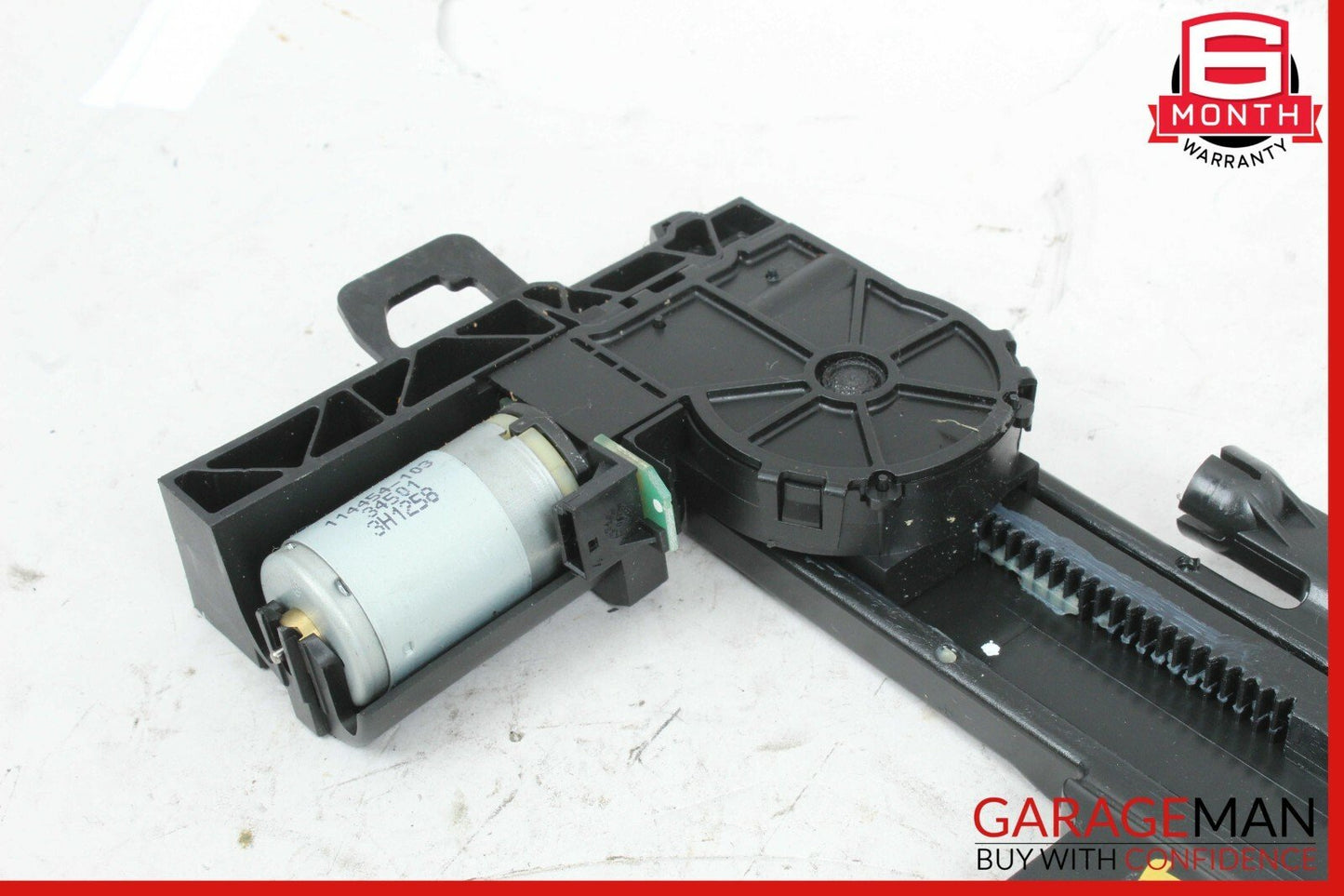 06-11 Mercedes W211 E350 CLS500 Front Left / Right Seat Headrest Adjust Motor