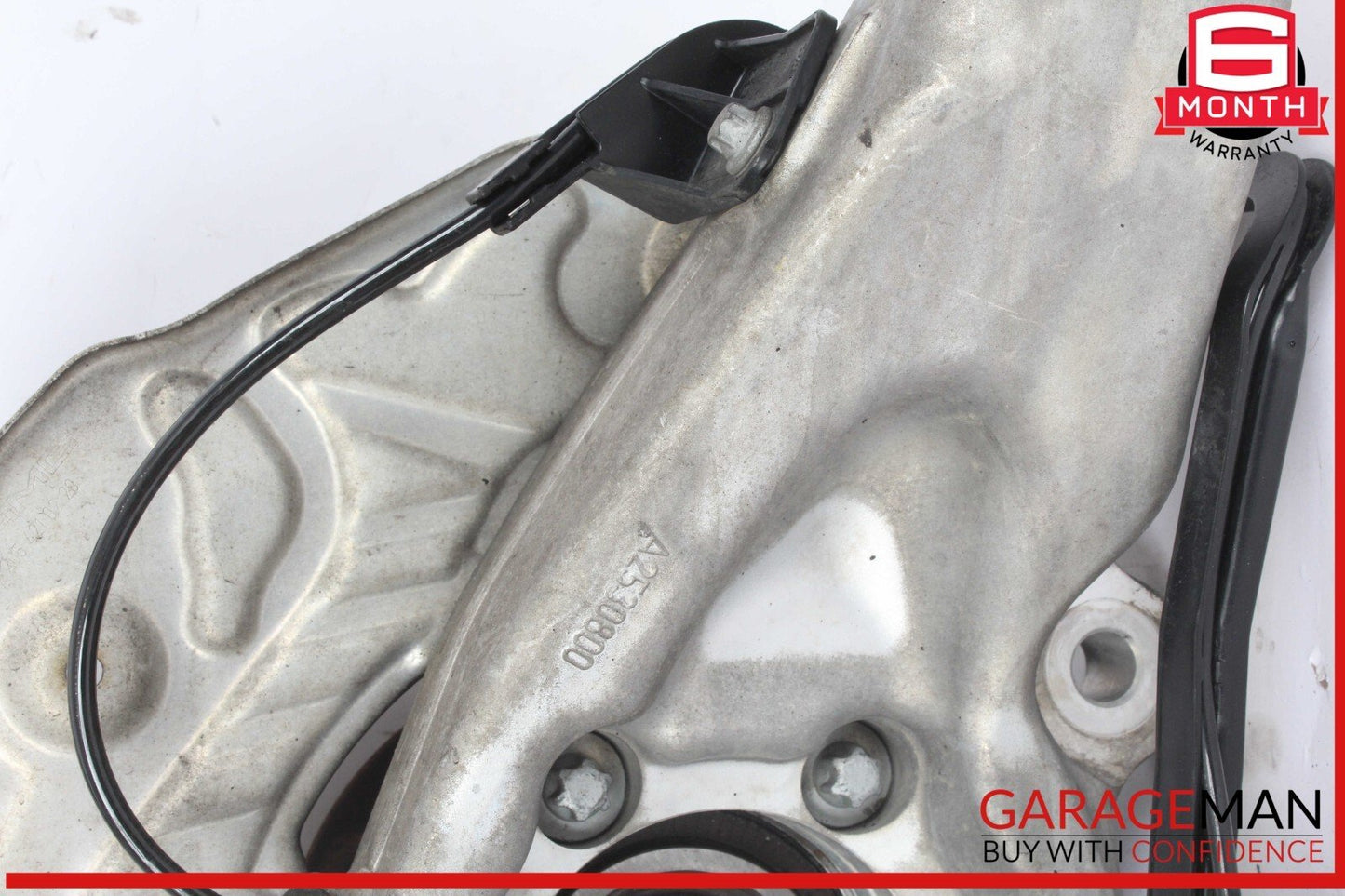 16-22 Mercedes X253 GLC43 AMG Front Right Passenger Side Spindle Knuckle Hub OEM