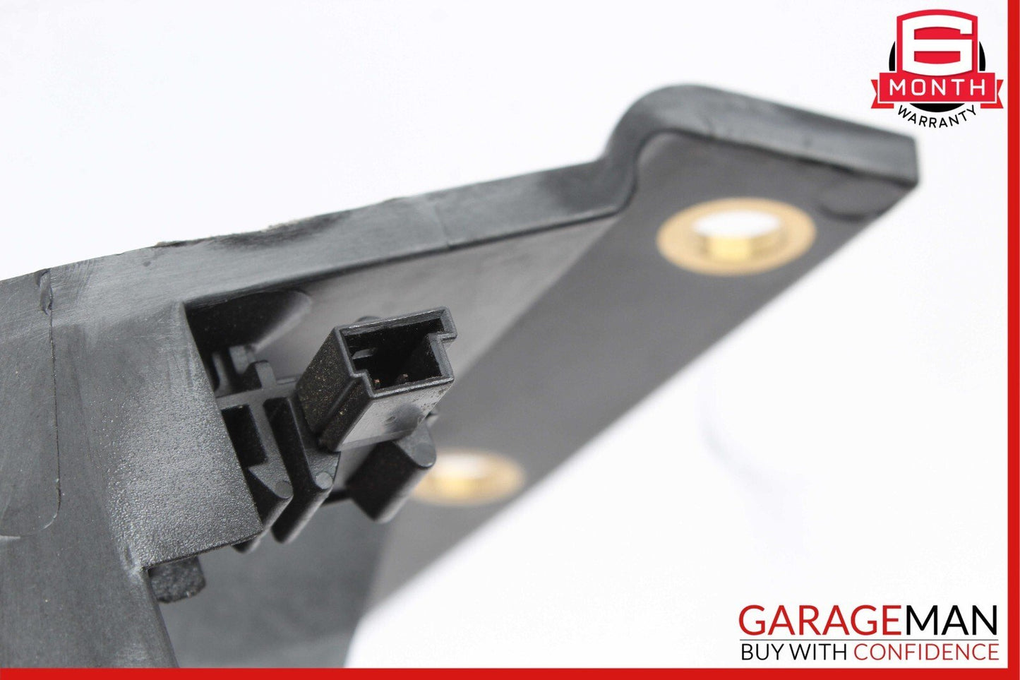 03-08 Mercedes R230 SL500 SL550 Rear Left Speaker Luggage Seatbelt Retractor