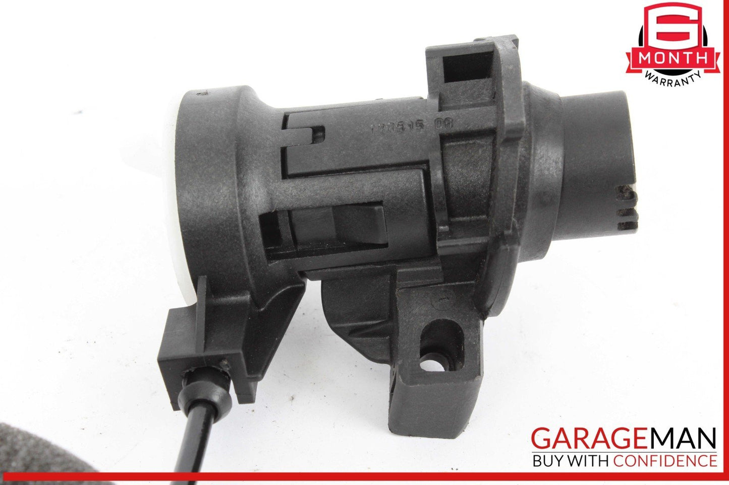 08-17 Mercedes W205 C300 E350 Trunk Lid Latch Lock Actuator 2047500261 OEM