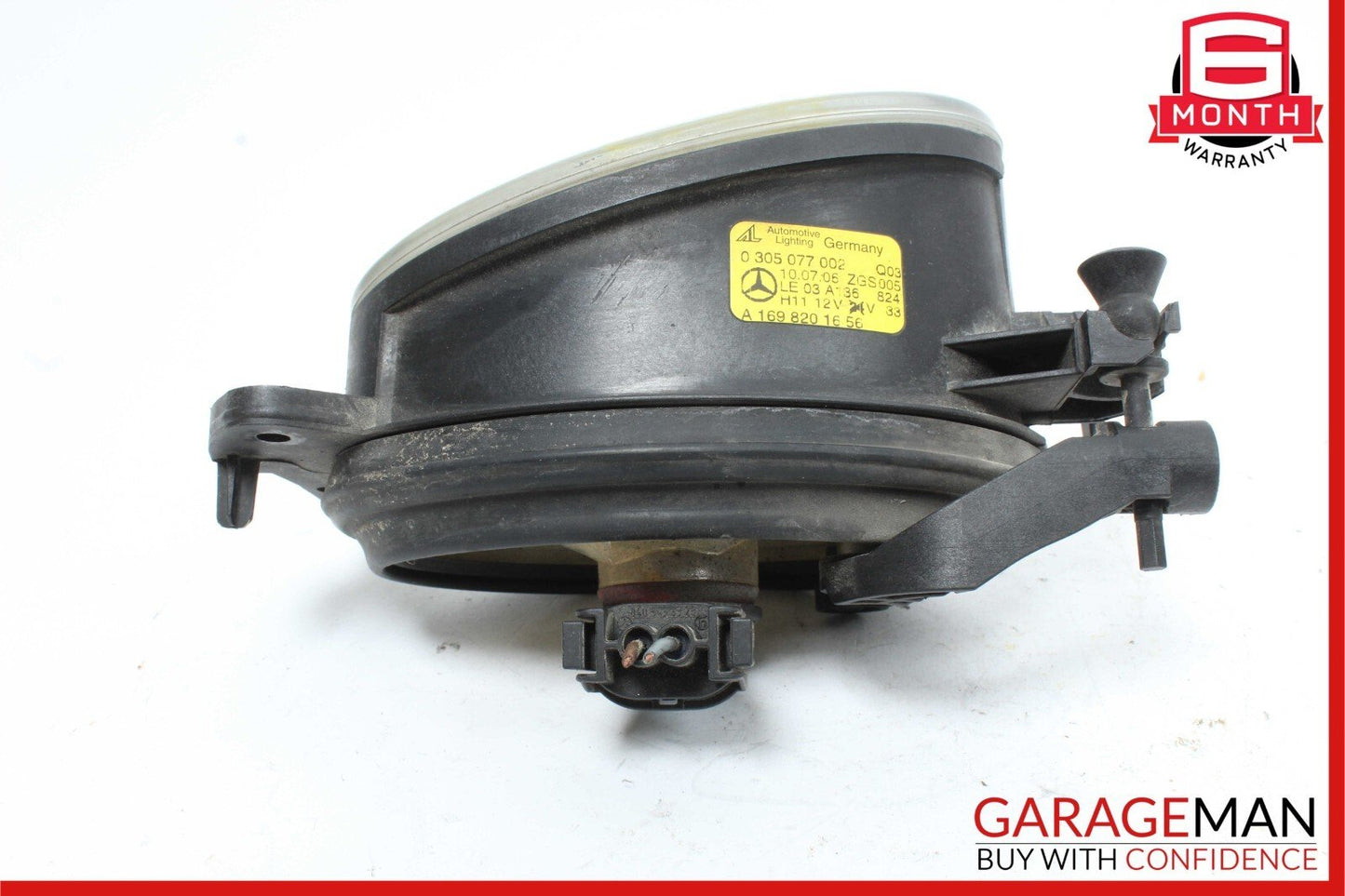 06-09 Mercedes W211 E350 CLS500 CLK350 Front Right Side Foglight Fog Light Lamp