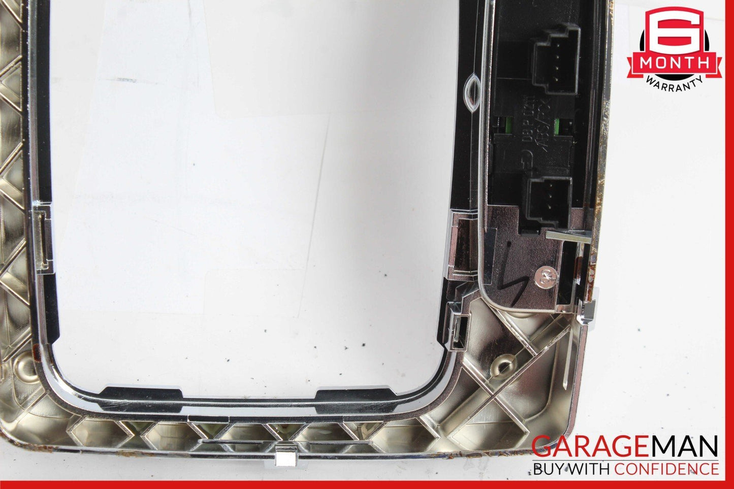 08-14 Mercedes C250 GLK350 E350 Center Console Shift Shifter Bezel Trim Assy