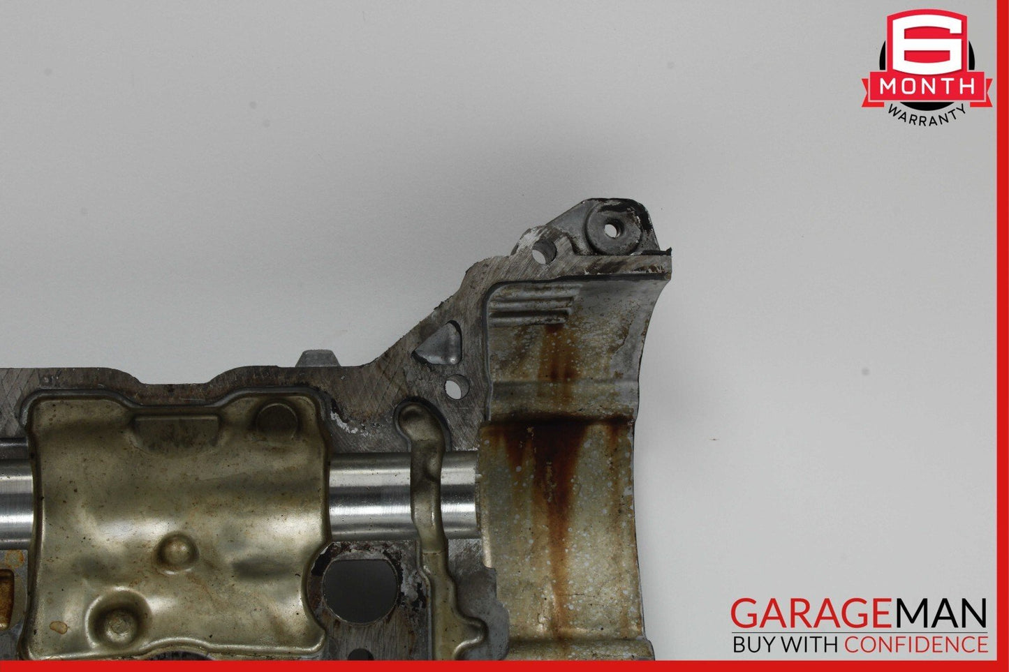 06-09 Mercedes W211 E350 CLK350 SLK350 Left Cylinder Head Cover 2720161205 OEM