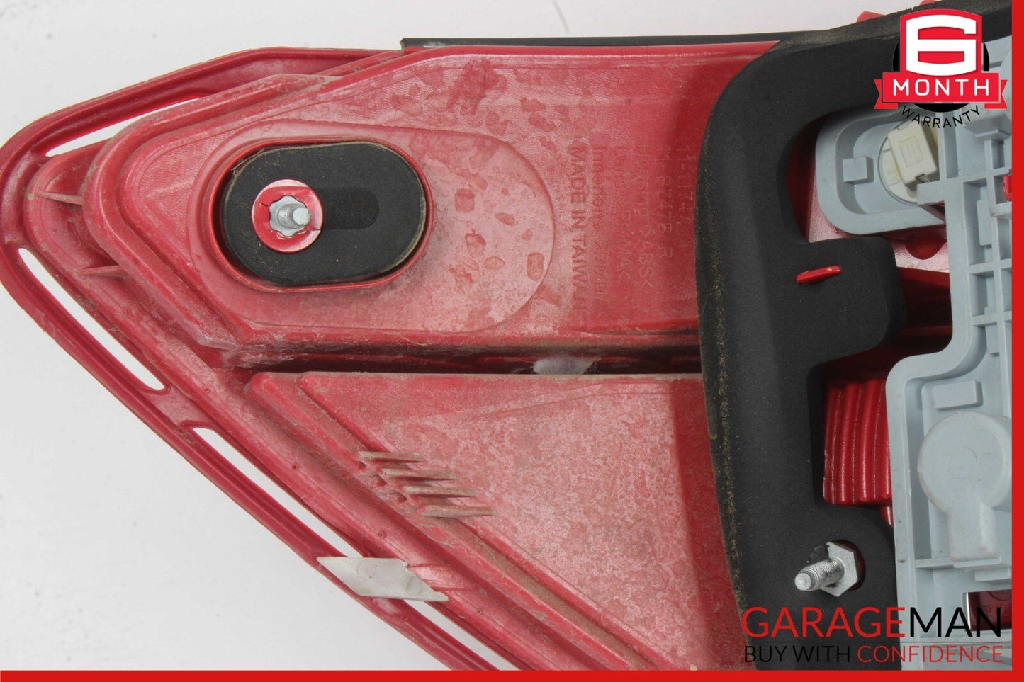 08-11 Mercedes W204 C300 C350 C63 AMG Rear Right Side Taillight Tail Light Lamp