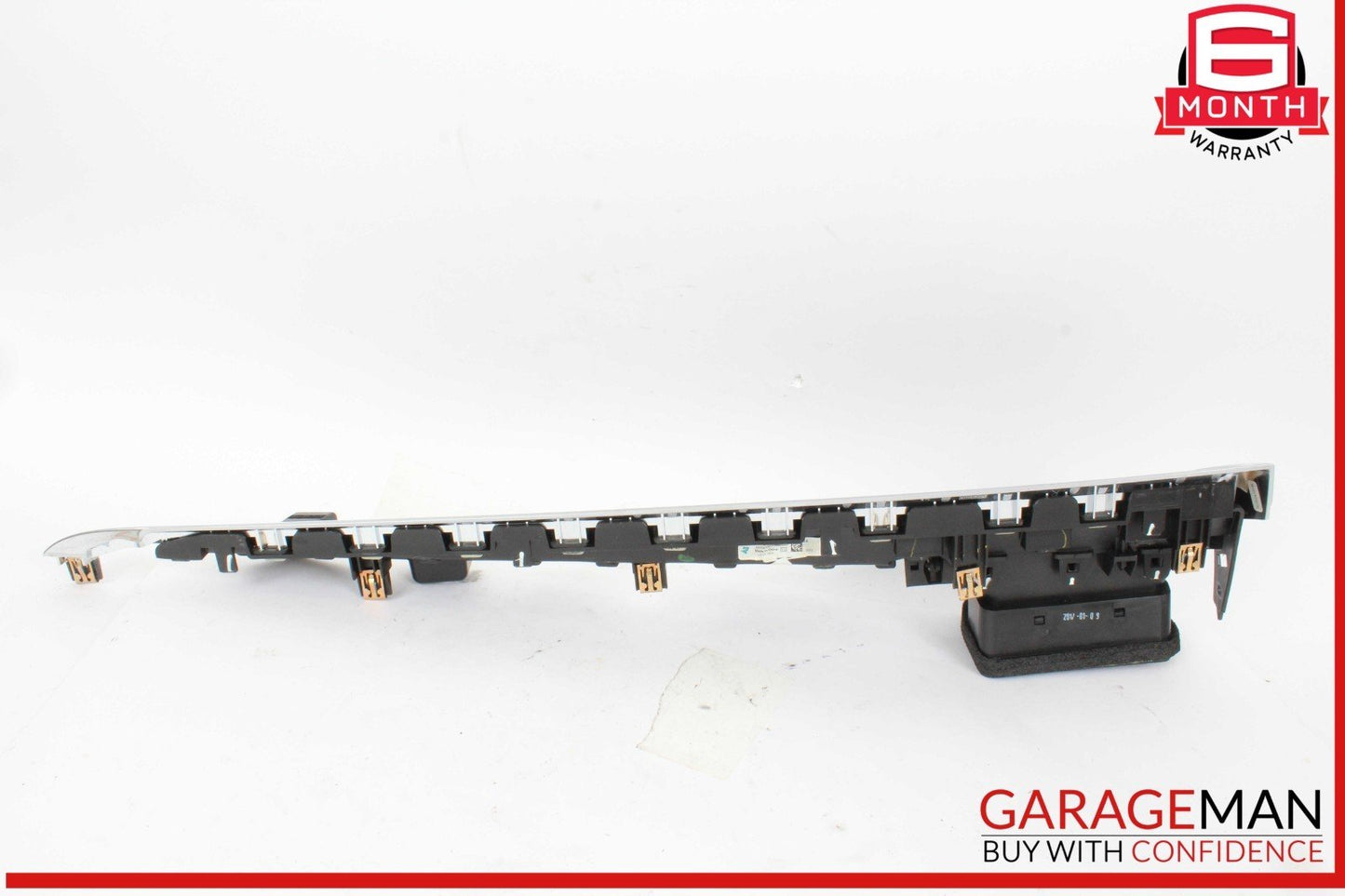 17-20 Cadillac XT5 Front Right Side Dash Trim Bezel Panel w/ AC Air Vent OEM