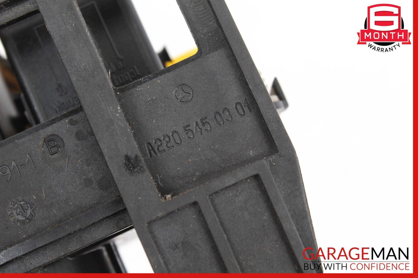 00-06 Mercedes W220 S55 CL55 AMG S500 Front Relay Fuse Box 2205450301 OEM