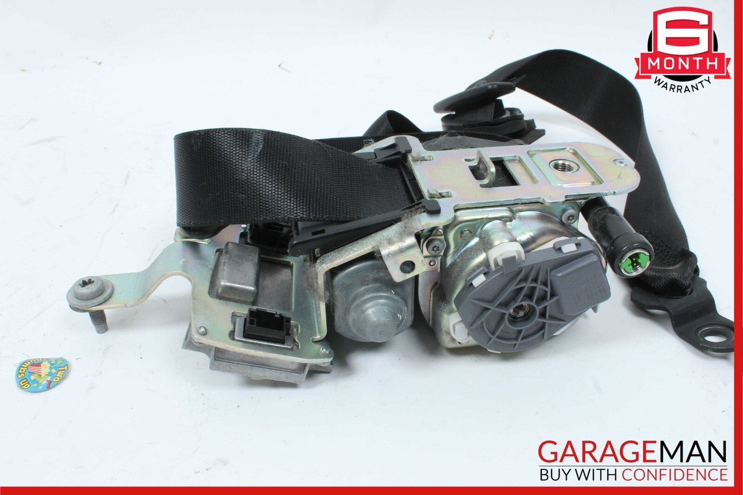 10-13 Mercedes W212 E350 E550 Front Left Side Seatbelt Seat Belt Retractor OEM