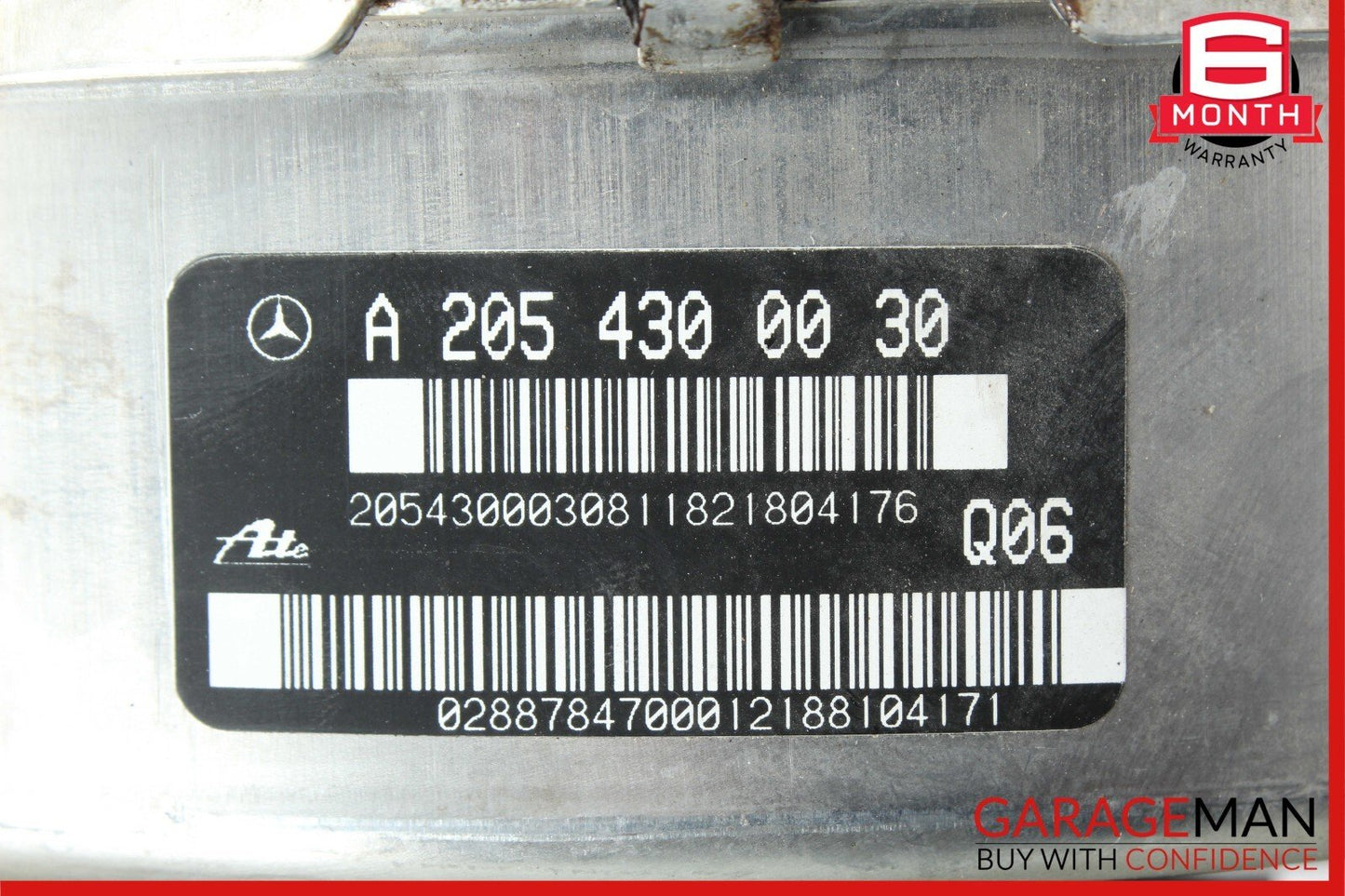 15-18 Mercedes W205 C300 C400 Power Brake Booster Master Cylinder Reservoir Assy
