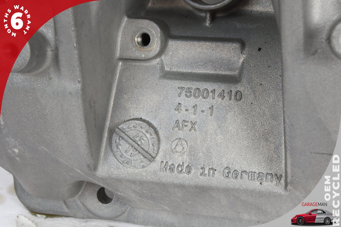 2015-2018 Porsche Macan 95B 3.0L Right Side Cylinder Head Valve Cover OEM