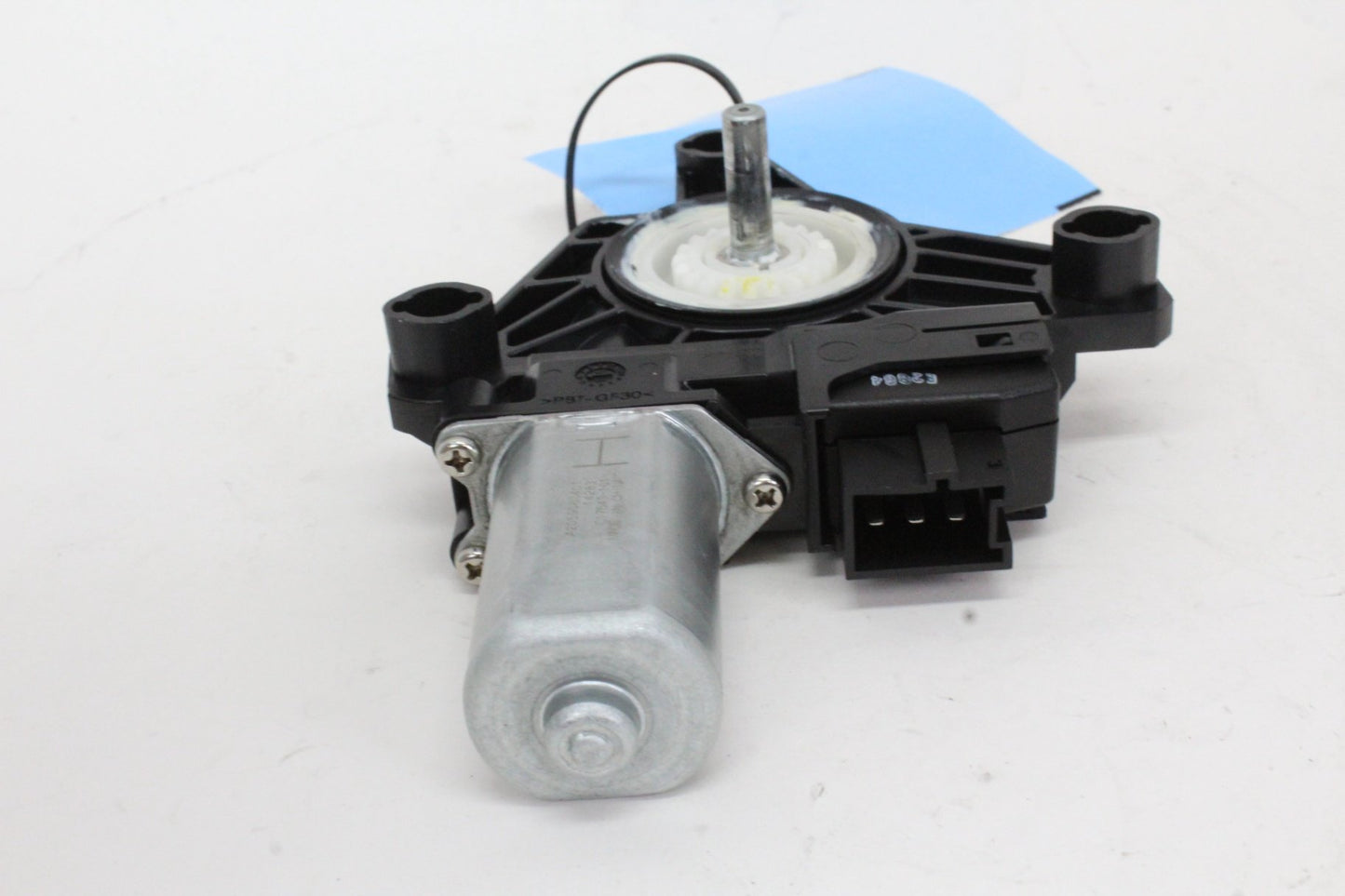 2015-2020 Mercedes-Benz C300 C-Class W205 Rear Right Window Regulator Motor