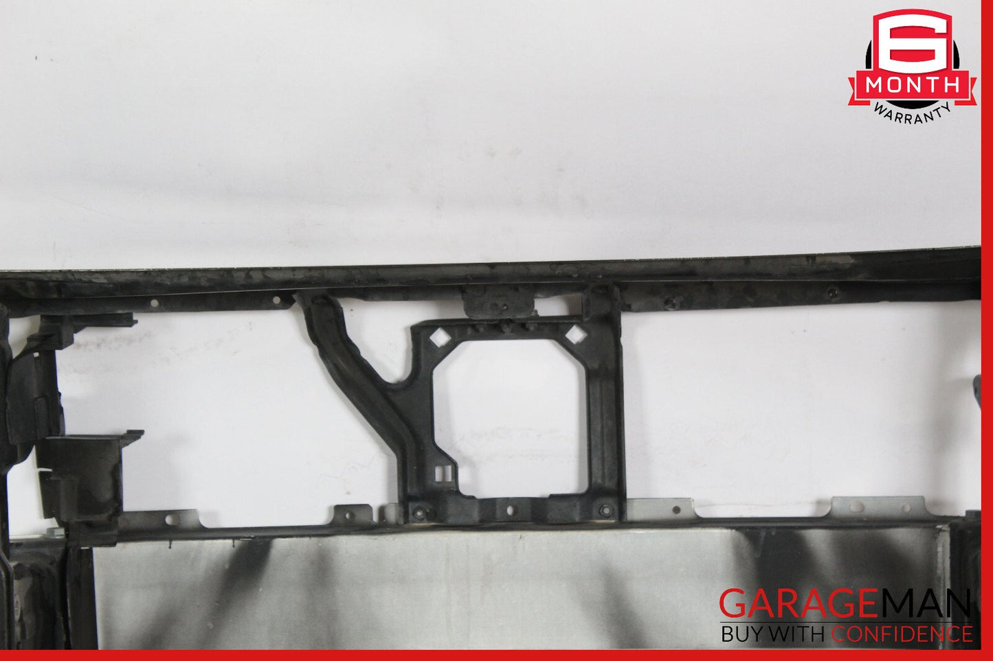 07-09 Mercedes W221 S550 Front Reinforcement Bar Upper Radiator Support Clip OEM