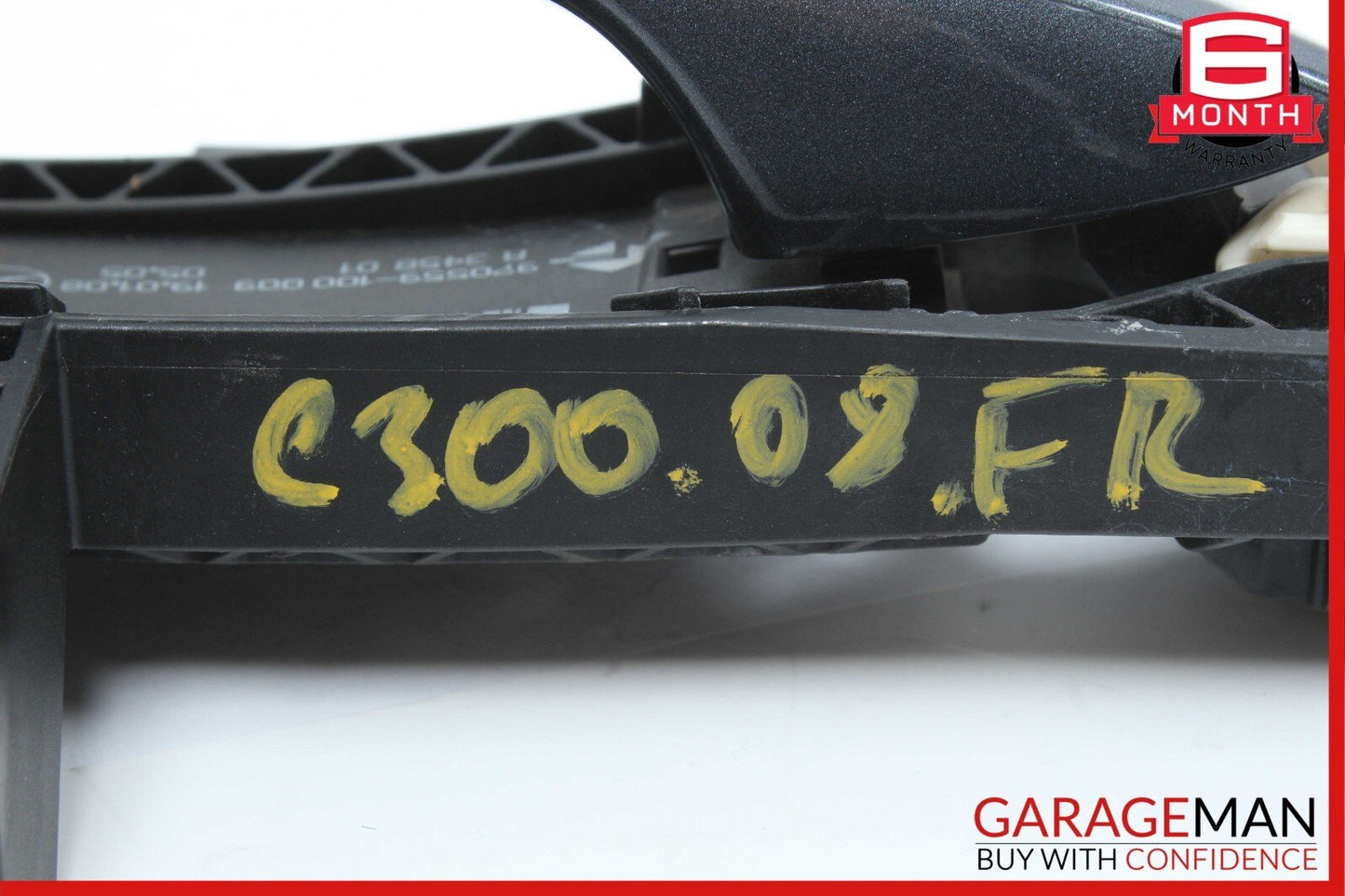 08-11 Mercedes W204 C300 Front Right Passenger Side Exterior Door Handle OEM