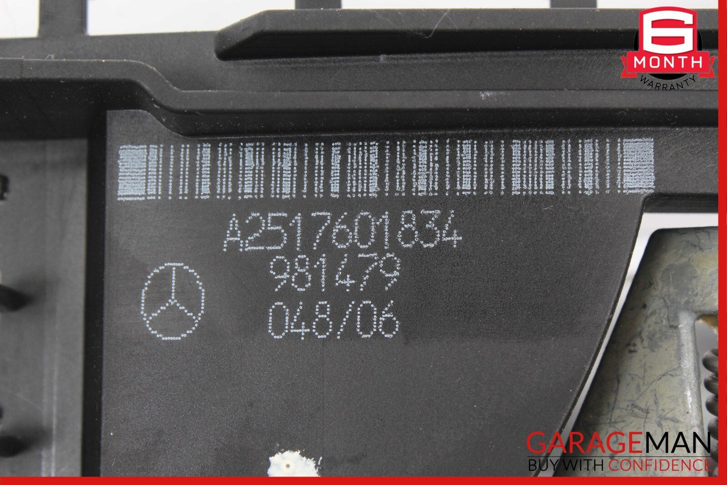 06-13 Mercedes W251 R320 R350 GL320 Front Right Side Exterior Door Handle Silver