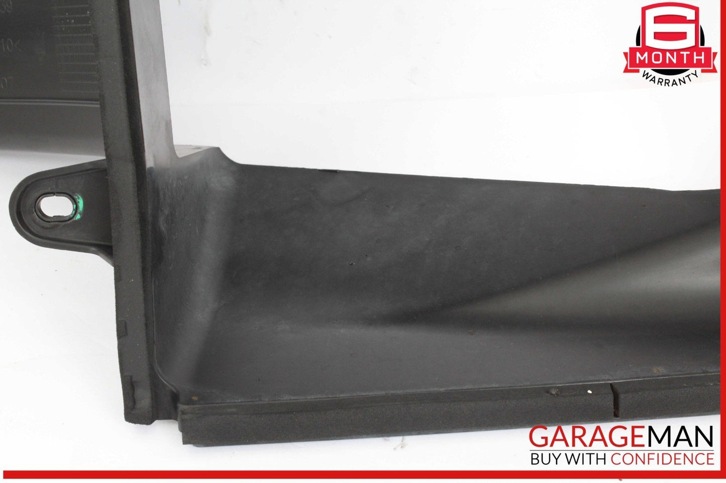 14-18 Maserati Ghibli M157 Front Right Side Intercooler Duct Shroud 670004139