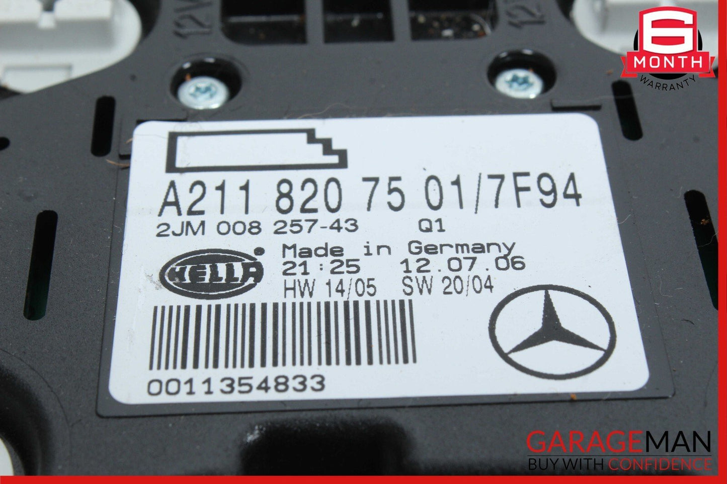 07-09 Mercedes W211 E350 E550 Rear Overhead Dome Light Gray 2118207501 OEM