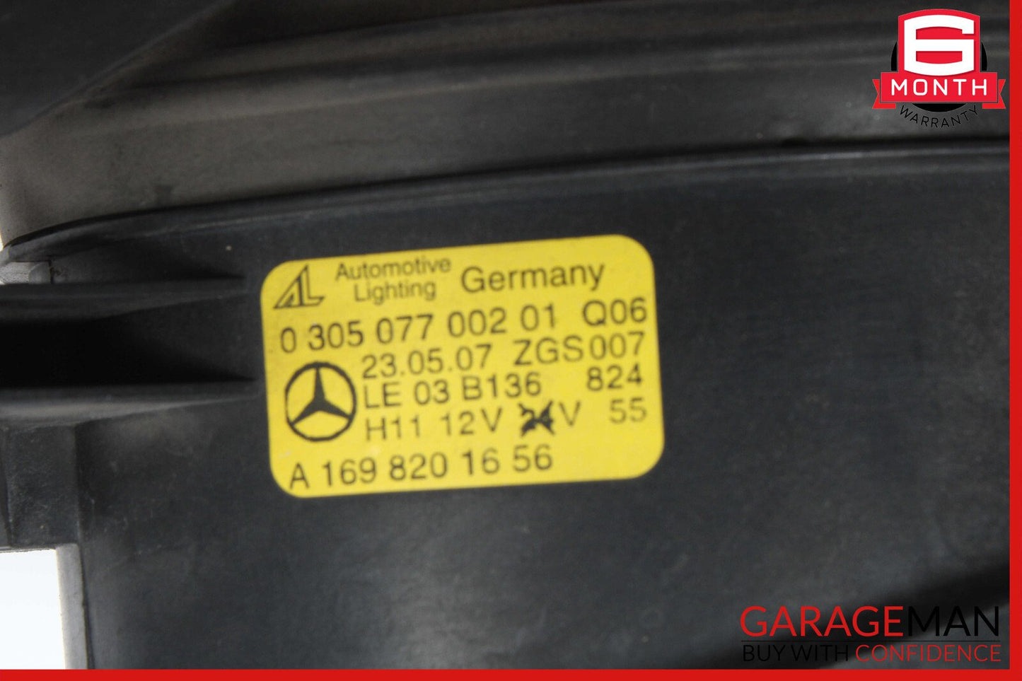 Mercedes W211 E350 SL550 GL550 Fog Light Lamp Right Passenger 1698201656 OEM