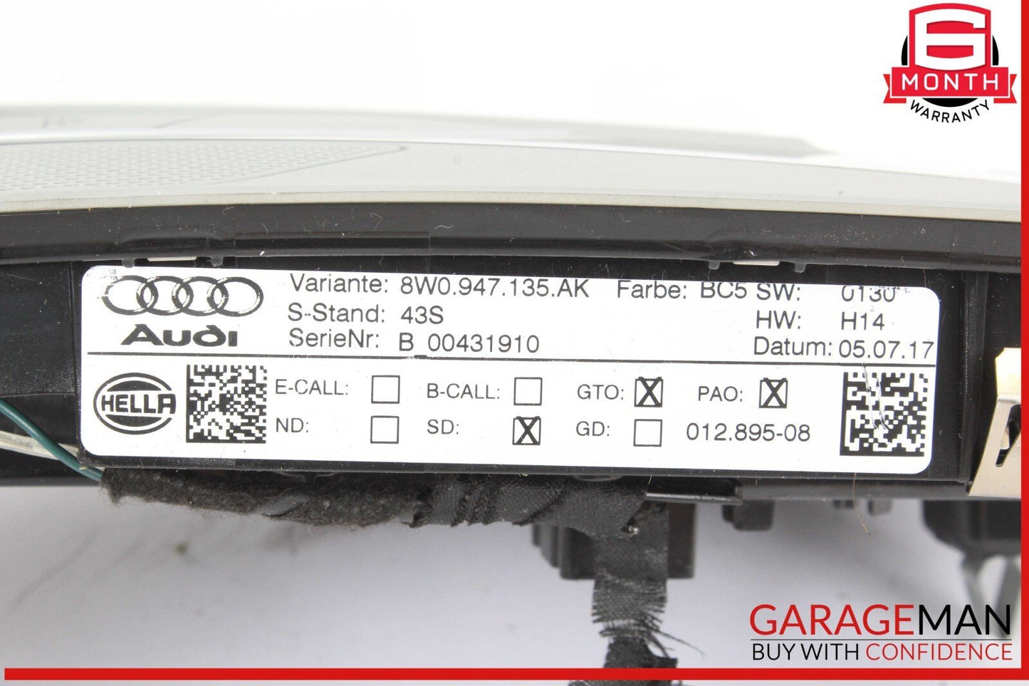 17-19 Audi A4 Quattro Front Console Overhead Dome Light 8W0947135AK OEM