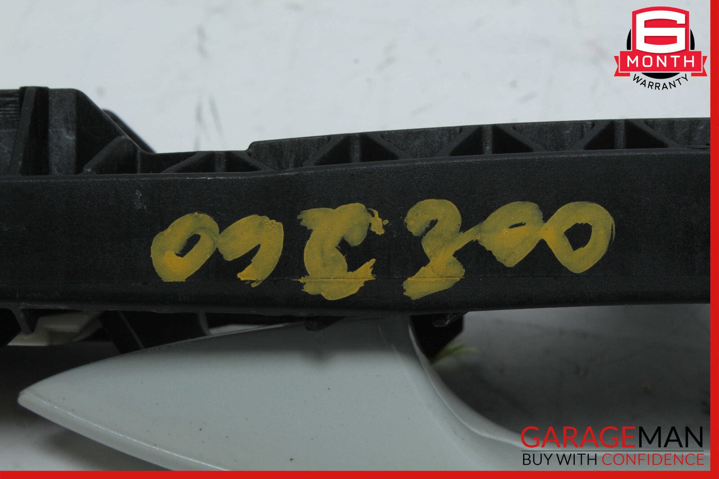 08-11 Mercedes W204 C300 Rear Right Side Exterior Door Handle OEM