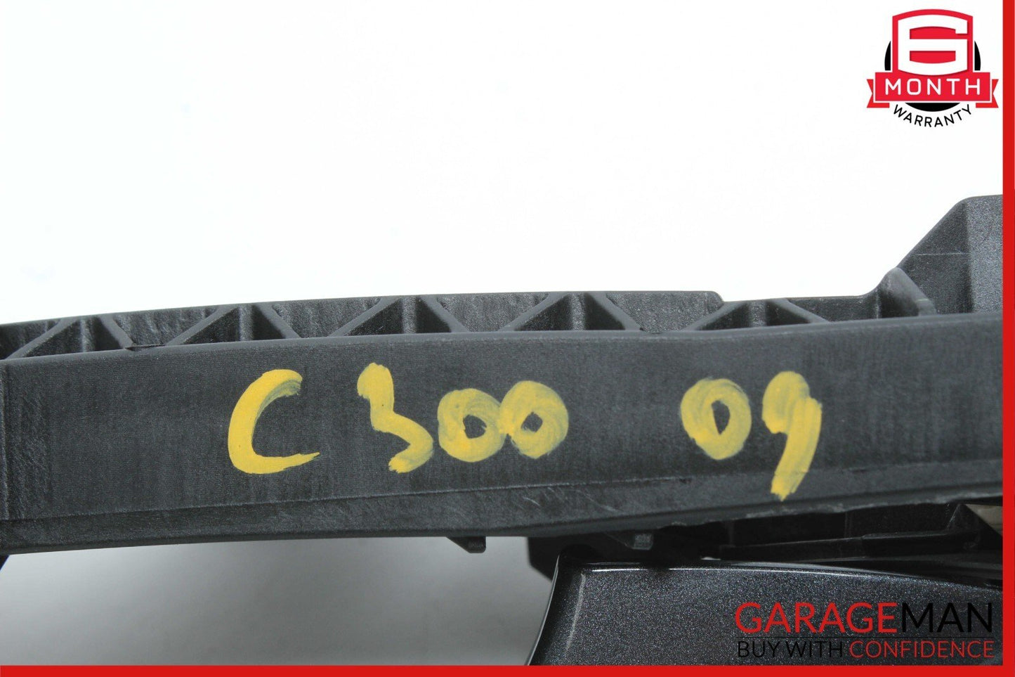 08-11 Mercedes W204 C300 C250 C63 AMG Front Left Side Exterior Door Handle OEM