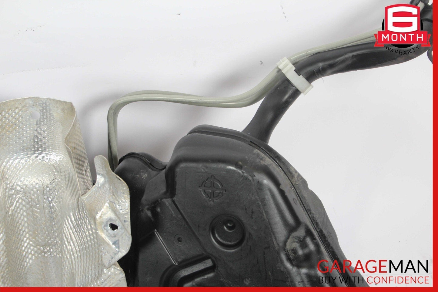 11-16 Mercedes W212 E350 E250 Bluetec Fuel Gas Tank Reservoir Diesel Pump Assy