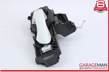 12-16 Mercedes X156 GLA250 ML350 Front Left Driver Side Exterior Door Handle OEM