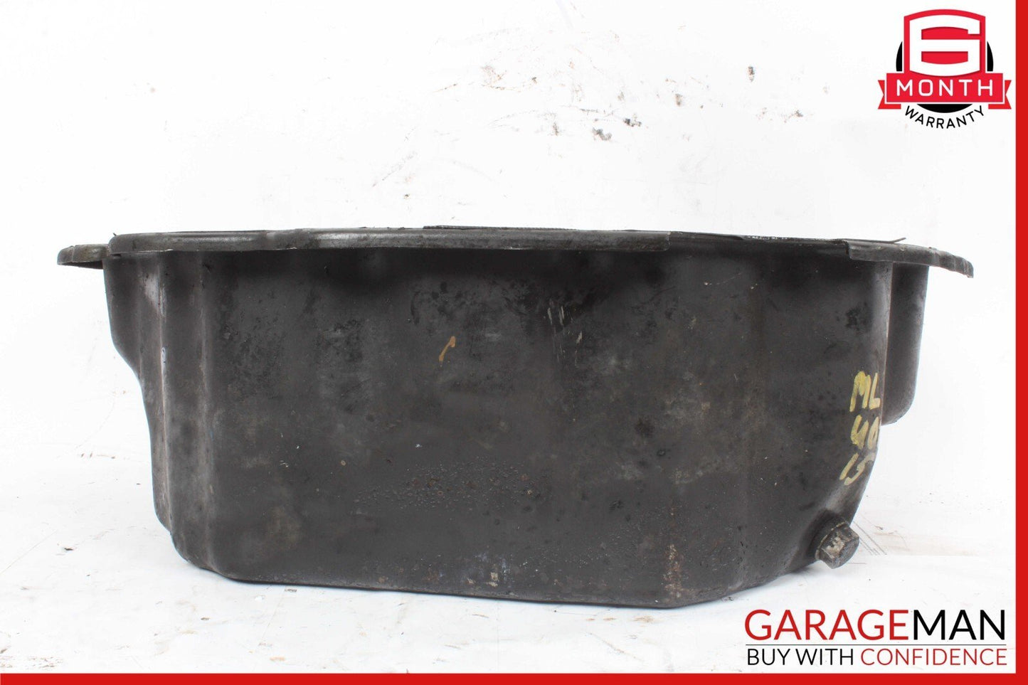 12-19 Mercedes W166 ML400 GLE400 GLS550 Engine Oil Pan Lower 2760100528 OEM