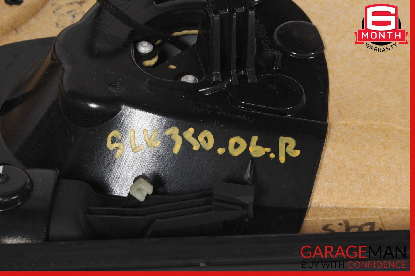 05-11 Mercedes R171 SLK350 Front Right Side Interior Door Panel Cover Black