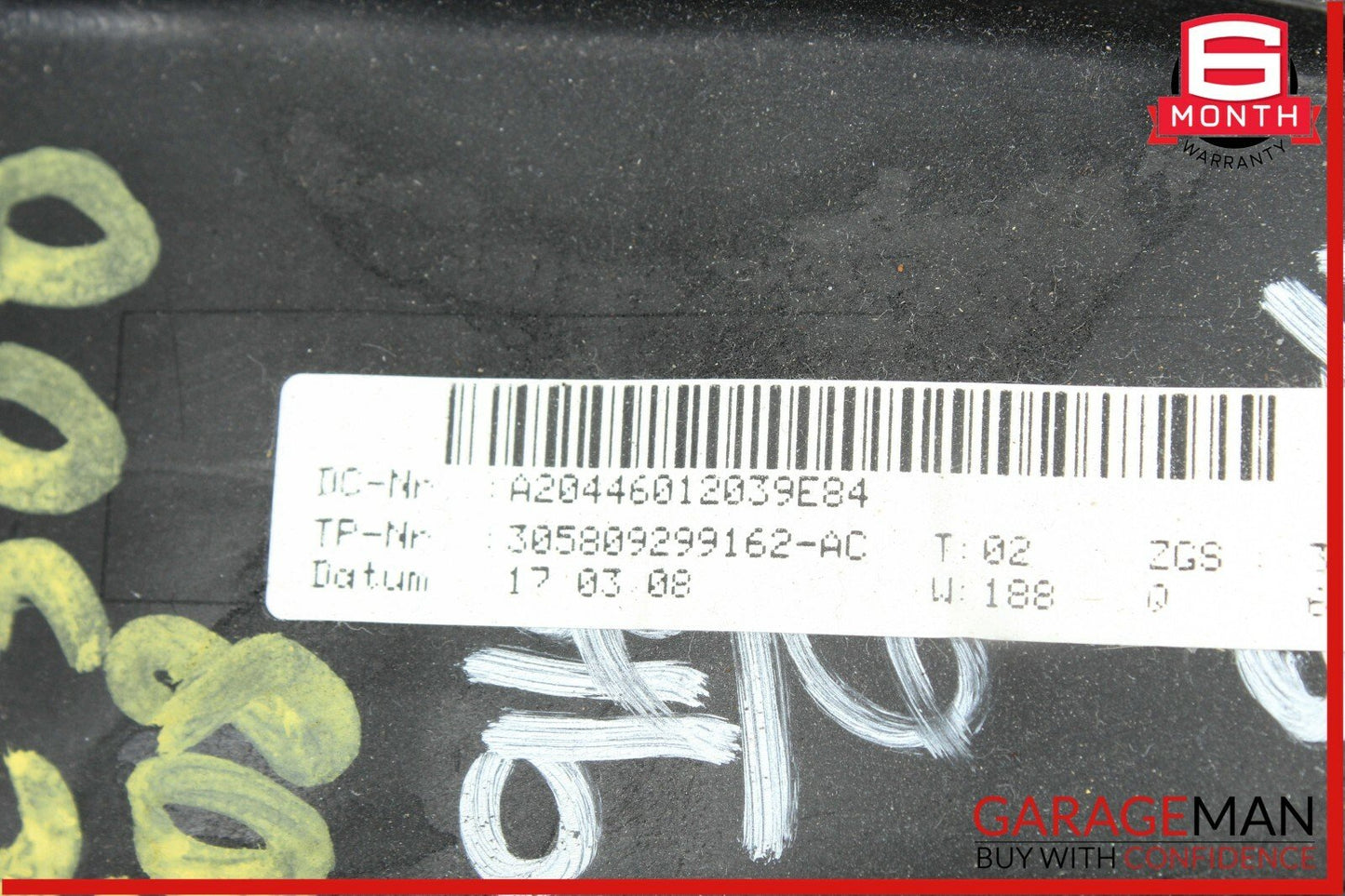 08-11 Mercedes W204 C250 C300 3 Spoke Steering Wheel 2044601203 OEM