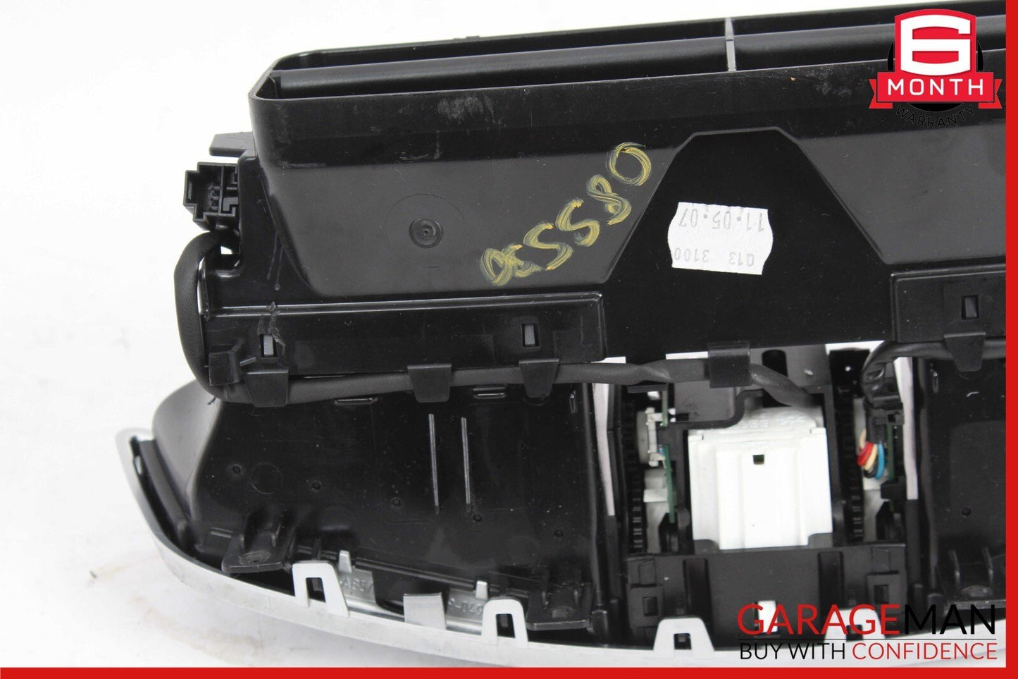 07-13 Mercedes W221 S550 S65 Dashboard Center Dash A/C Air Vent Trim Clock Assy
