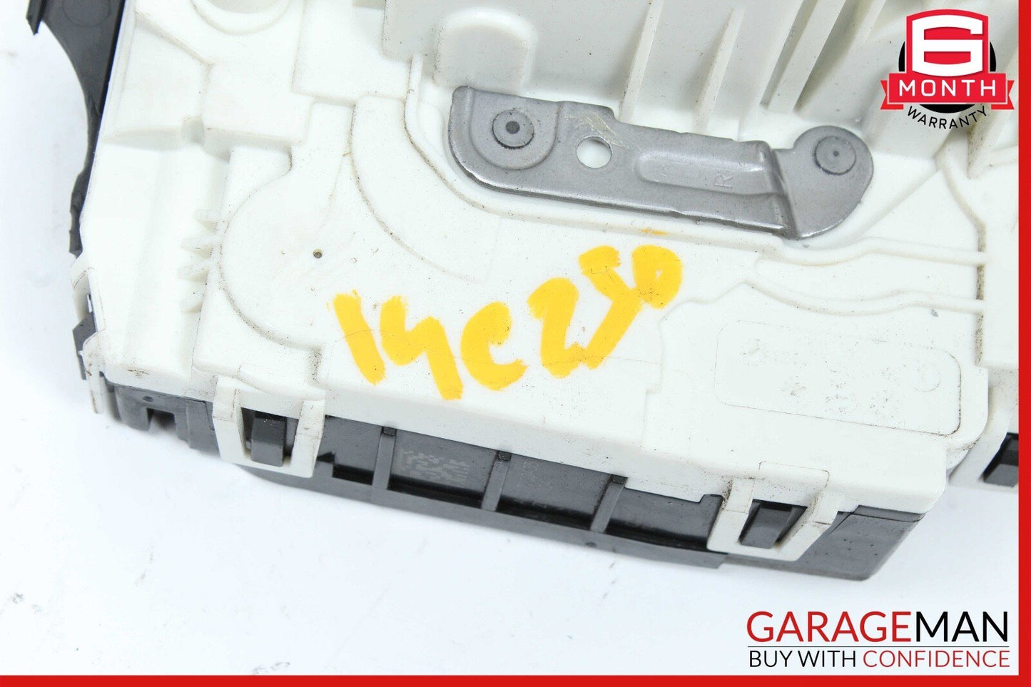 08-14 Mercedes W204 C250 C300 Front Right Door Lock Latch Actuator OEM