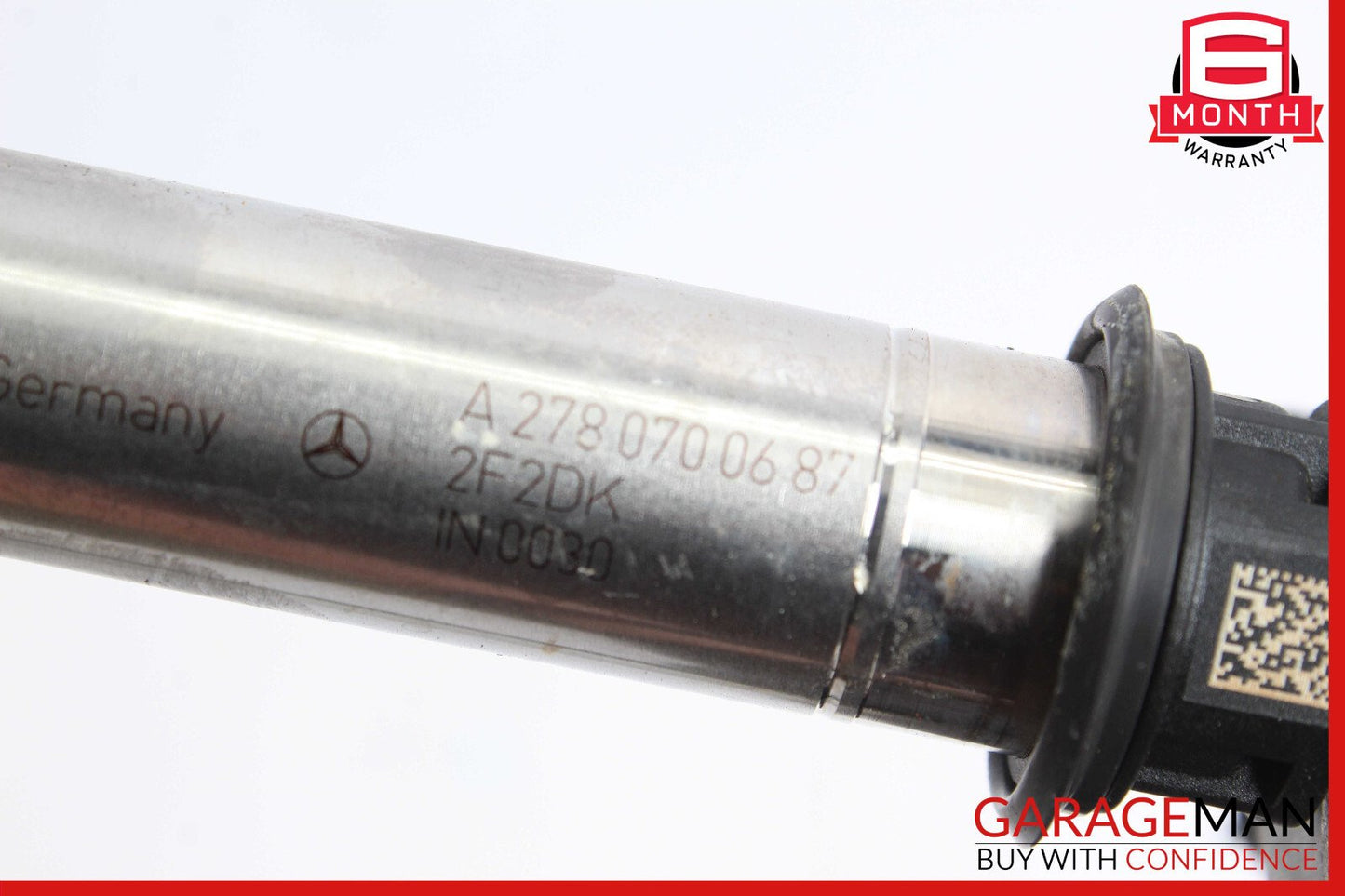 11-19 Mercedes W221 S550 CLS550 Right Fuel Injection Rail Line w/ Injectors