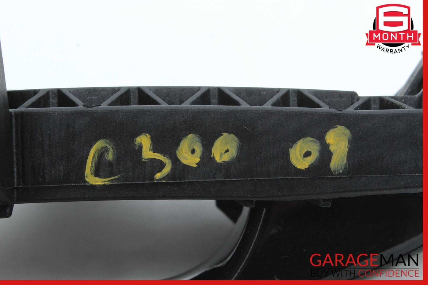 08-11 Mercedes W204 C300 C250 C63 AMG Front Left Side Exterior Door Handle OEM