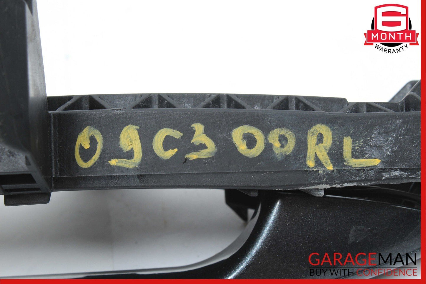 08-14 Mercedes W204 C350 C300 C63 AMG Rear Left Side Exterior Door Handle Gray
