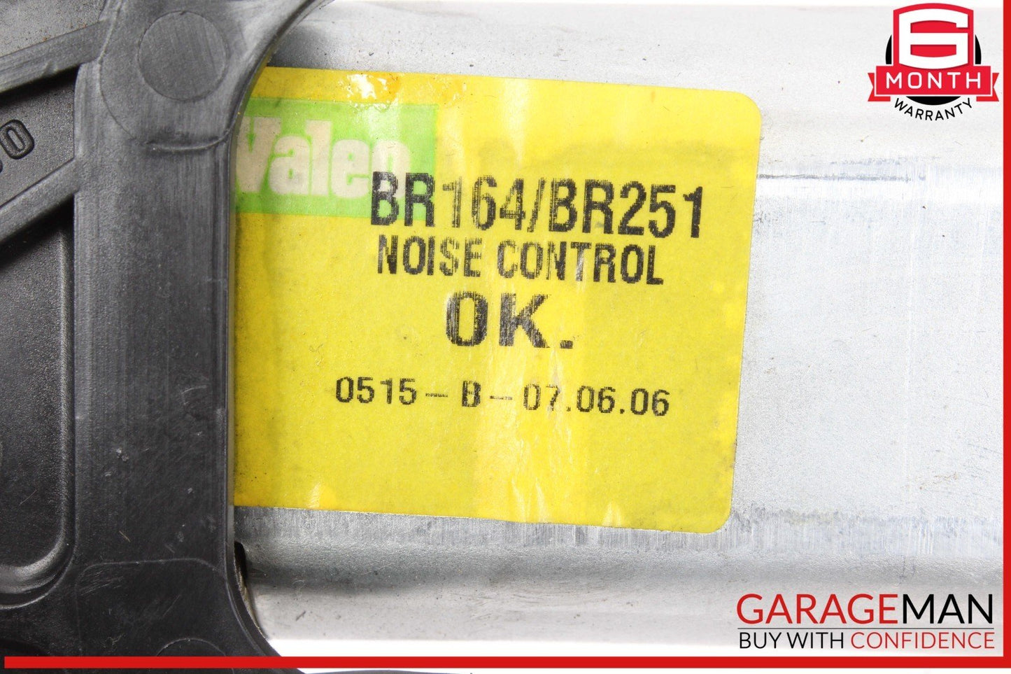06-19 Mercedes W164 ML350 GL450 Rear Glass Windshield Wiper Motor 2518200042