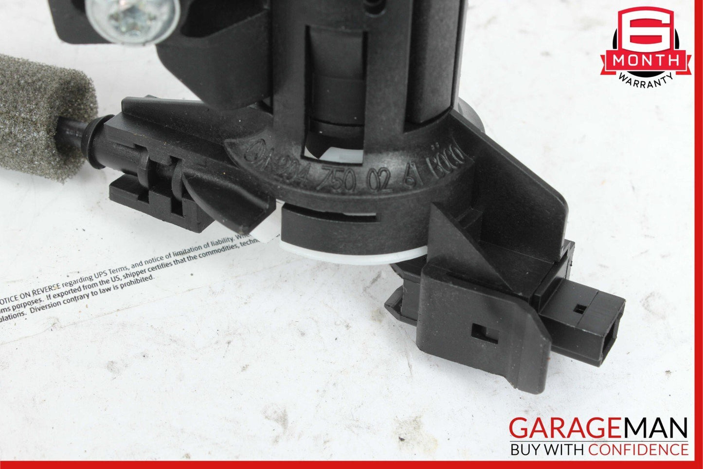 08-15 Mercedes W204 C250 C300 Trunk Lid Latch Lock Actuator 2047500185 OEM