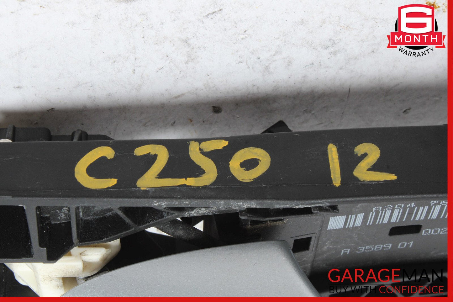 12-15 Mercedes W204 C250 Front Right Side Exterior Door Handle OEM