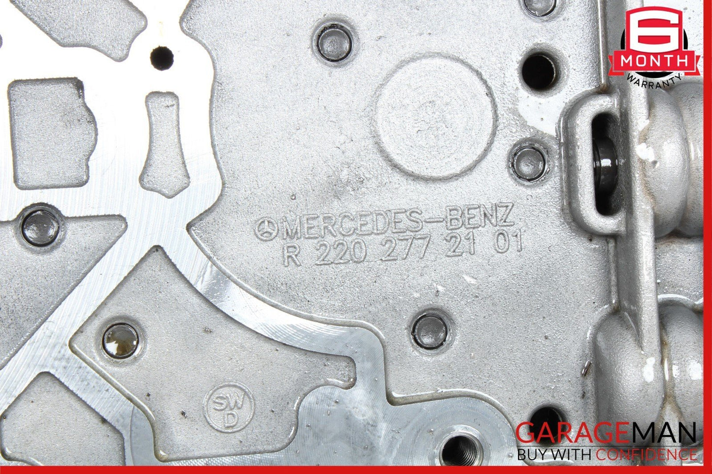 Mercedes C300 E350 GLK350 7G Tronic Transmission Valve Body TCM 2122700106 OEM