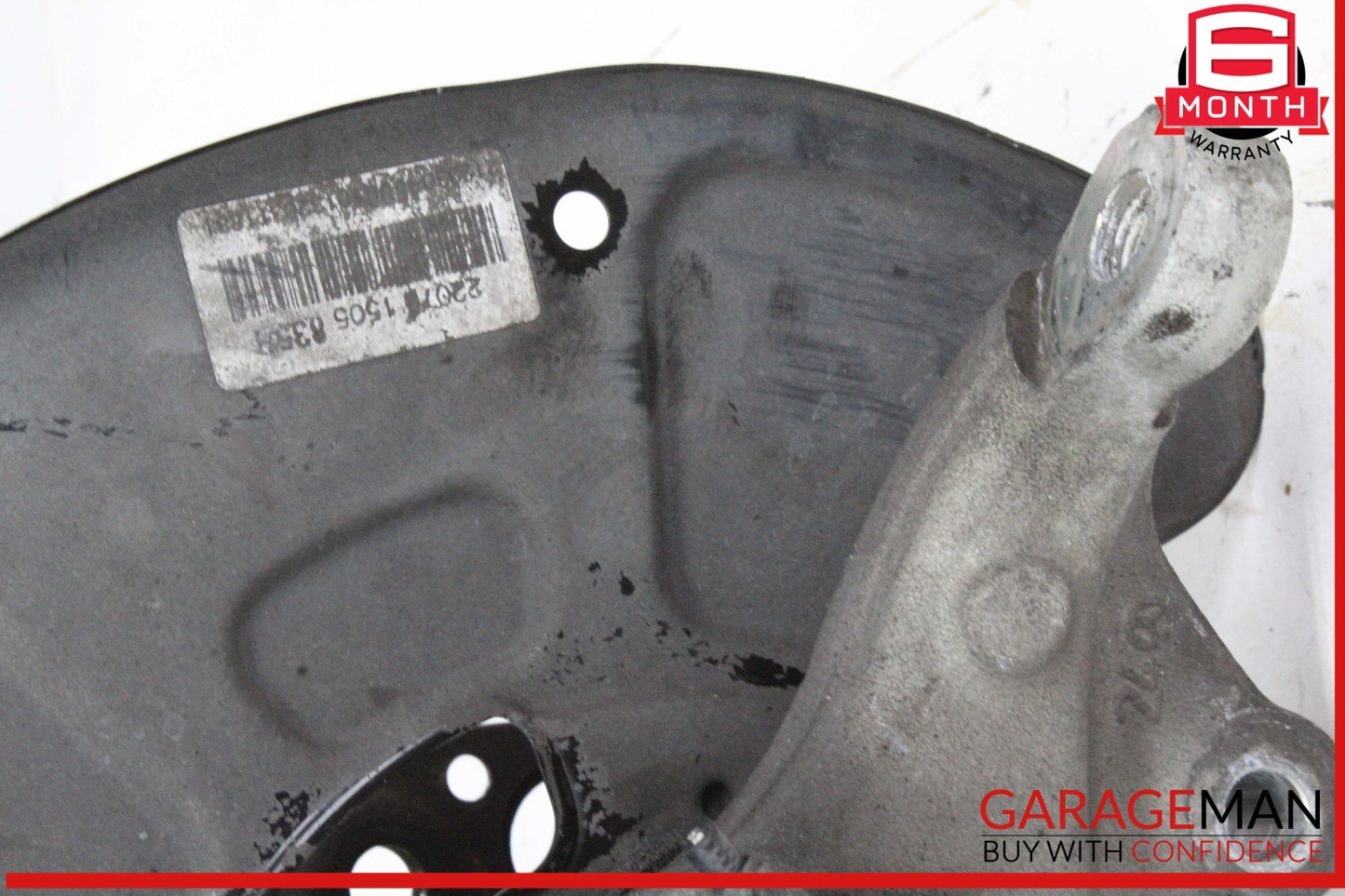 10-16 Mercedes W212 E350 Front Right Side Wheel Spindle Knuckle Wheel Hub OEM