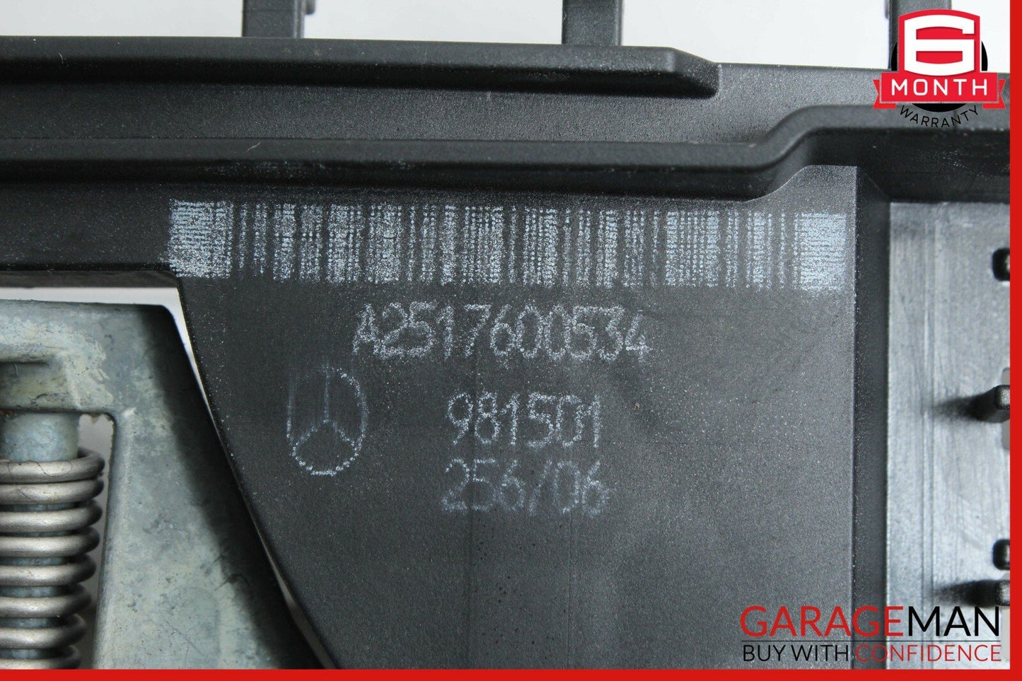 06-10 Mercedes W251 R350 Rear Left Side Exterior Door Handle 2517600634 OEM