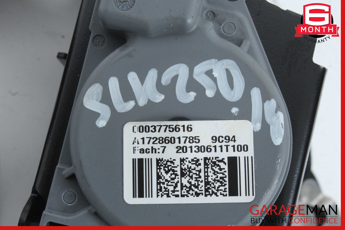 12-20 Mercedes R172 SLK250 Front Left Side Seatbelt Seat Belt Retractor OEM