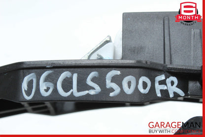 06-11 Mercedes W219 CLS500 CLS550 Front Right Side Exterior Door Handle OEM
