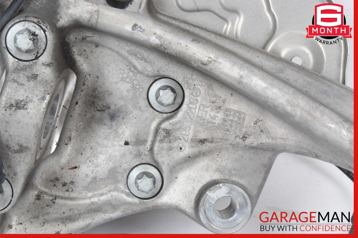 15-20 Mercedes-Benz C300 Front Right Spindle Knuckle Wheel Hub 2052200 Genuine