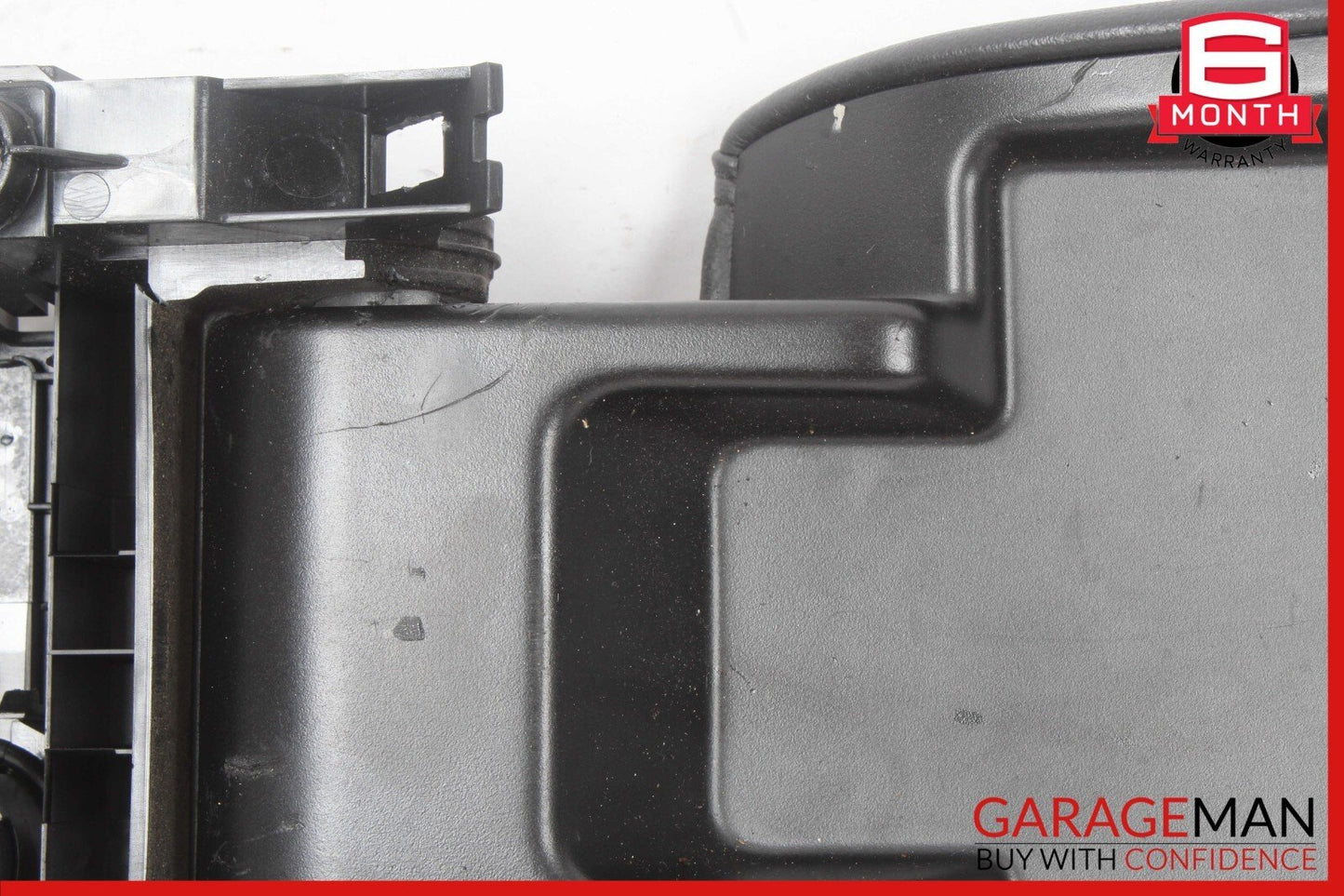 15-18 Volvo S60 V60 XC60 Center Console Armrest Lid Cover 39821870 OEM