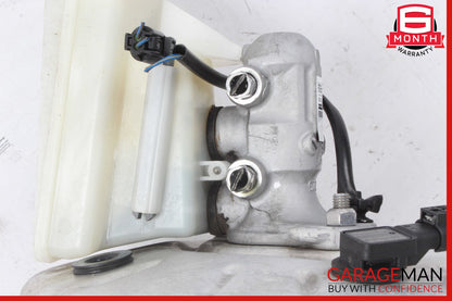 14-19 Mercedes W117 CLA250 CLA200 Power Brake Booster Master Cylinder Reservoir