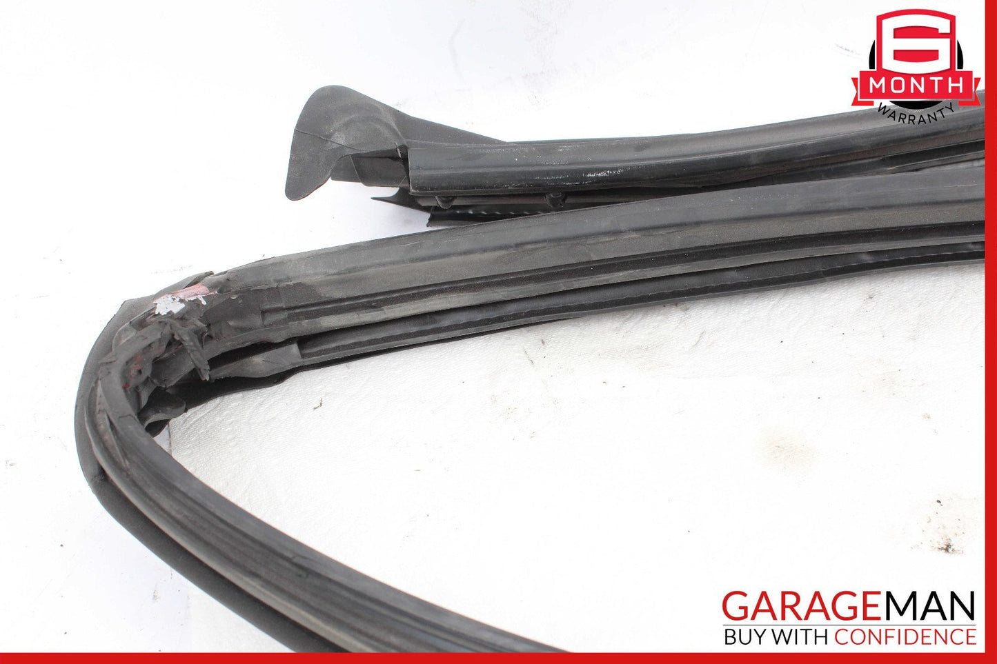 15-18 Ferrari California T Front Windshield Upper Seal Gasket Weather Strip OEM